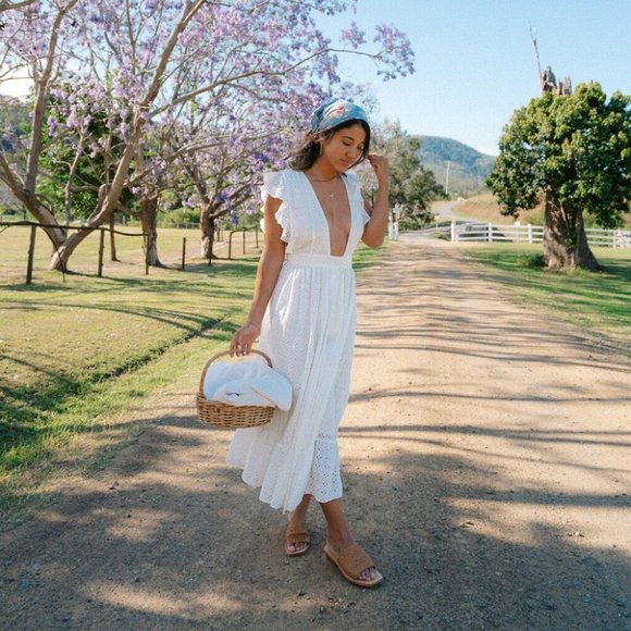 MAJORELLE Mistwood White Broderie Wrap Midi Dress RRP$375 - Picture 10 of 11